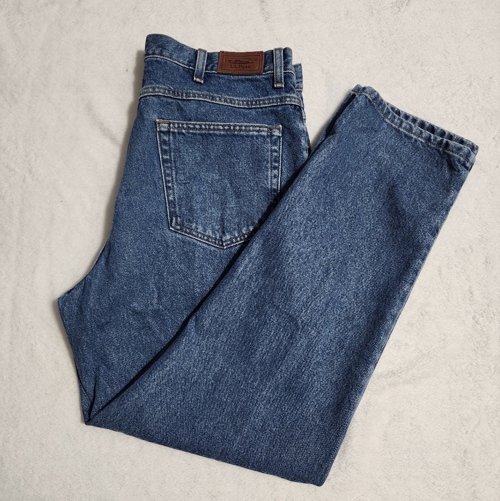 L.L. Bean Men's Classic Fit Blue Jeans Size 35x29
